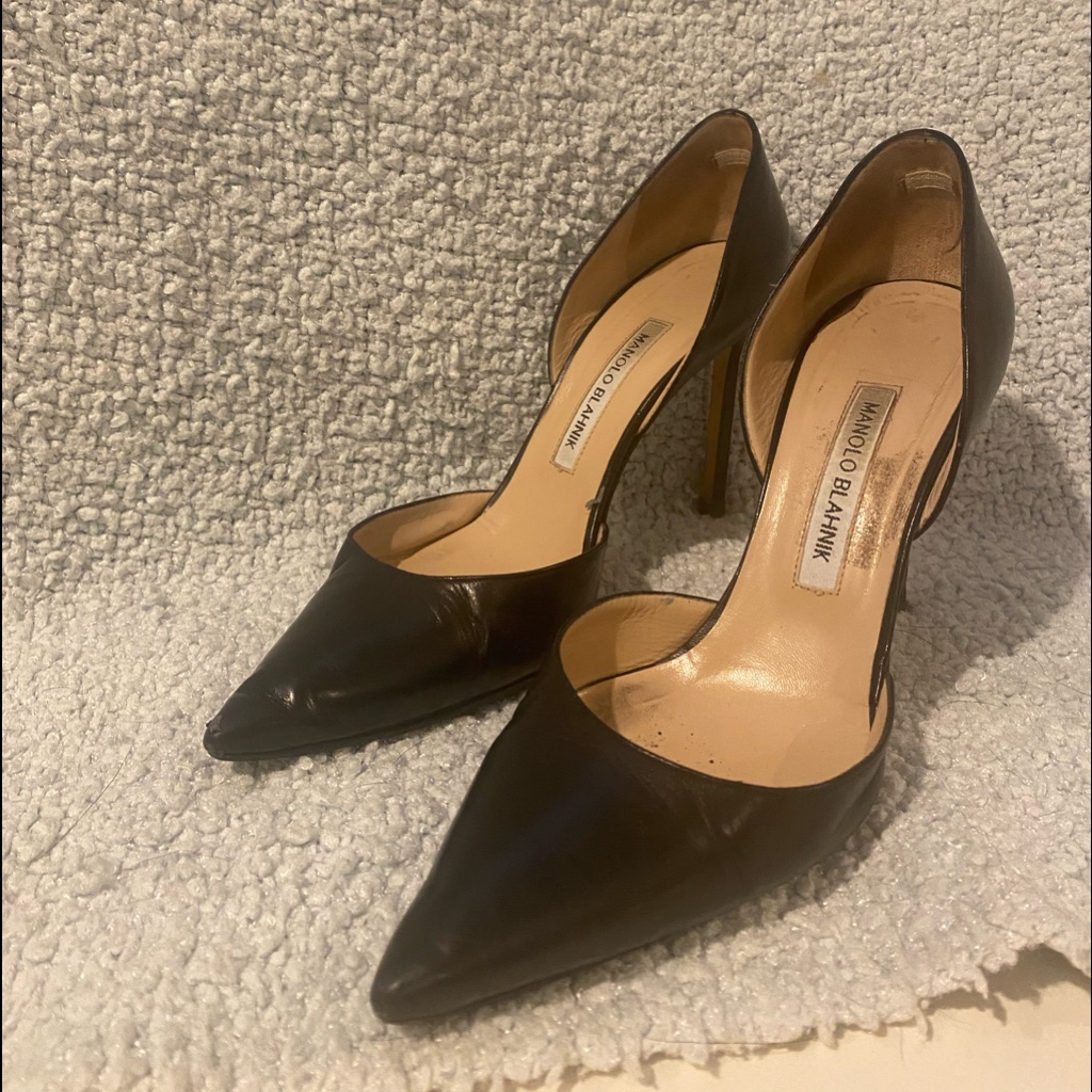 Manolo Blahnik Black Leather D’orsay High Heel Pumps Size 39.5